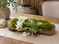 Centre de Table Végétal Stabilisé Japandi – Hortensia, Eucalyptus & Bois Naturel 