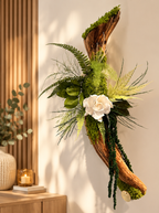 L’Élan de la Nature – Sculpture végétale murale sur liane, 55 cm