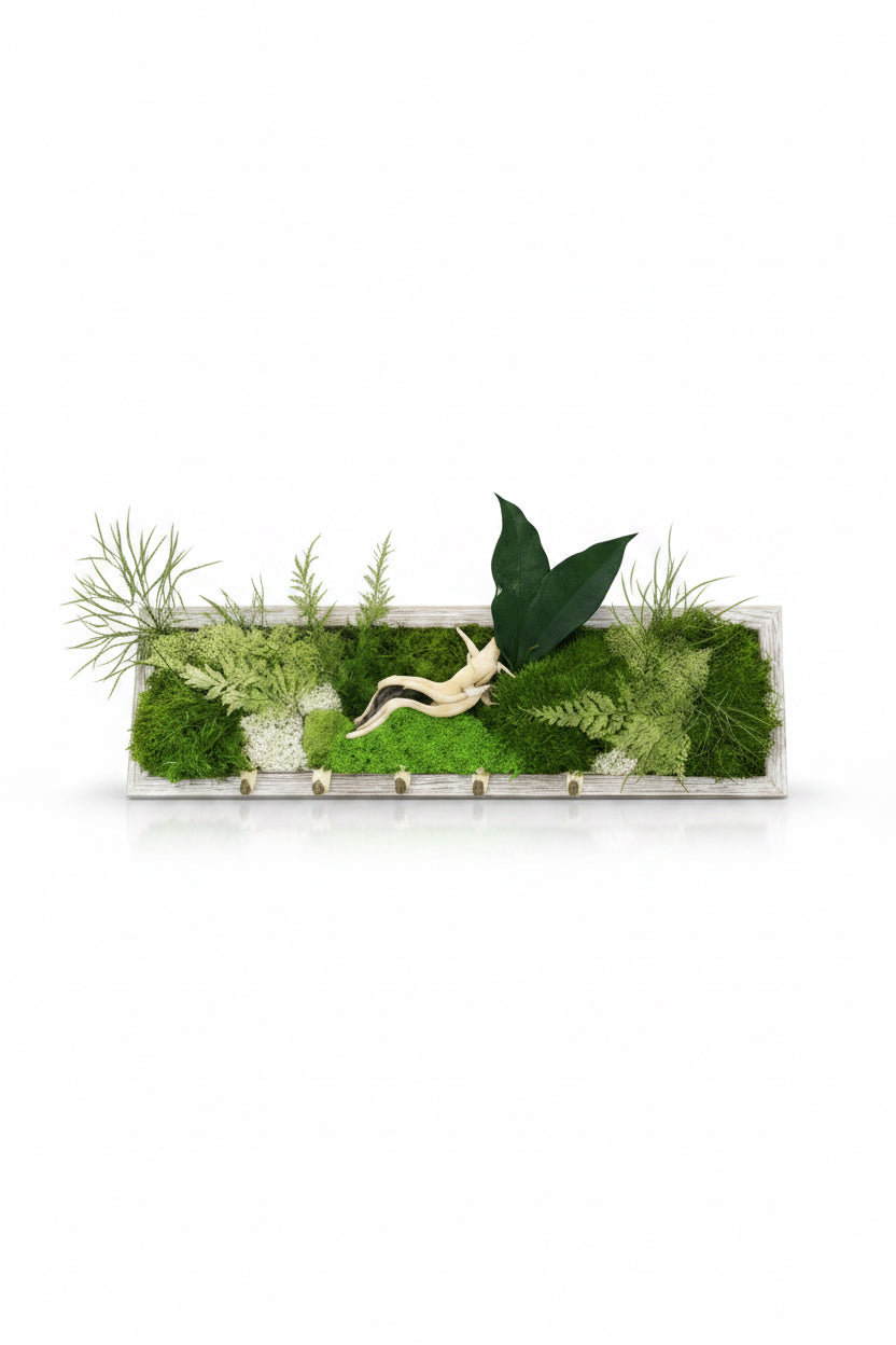 Porte-clés mural végétal – Cadre en mousse stabilisée, bois flotté & feuillages