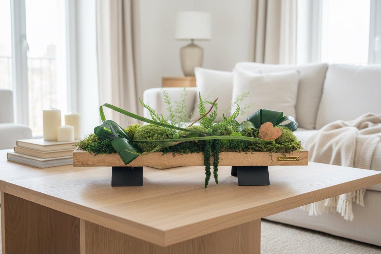 Centre de table végétal stabilisé en bois naturel avec mousses, fougères et cœur en bois – décoration zen sans entretien Naturencadre