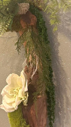 Éclat de sous-bois – Décoration murale végétale en mopani, 38 cm
