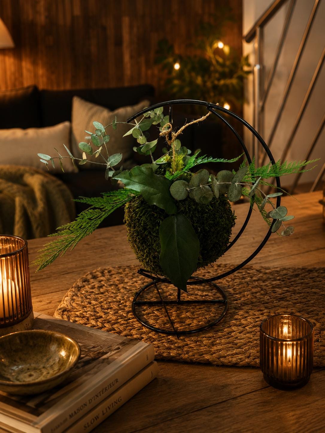 Kokedama Stabilisé Eucalyptus & Fougère – À Poser ou Suspendre | Déco Végétale Zen Sans Entretien
