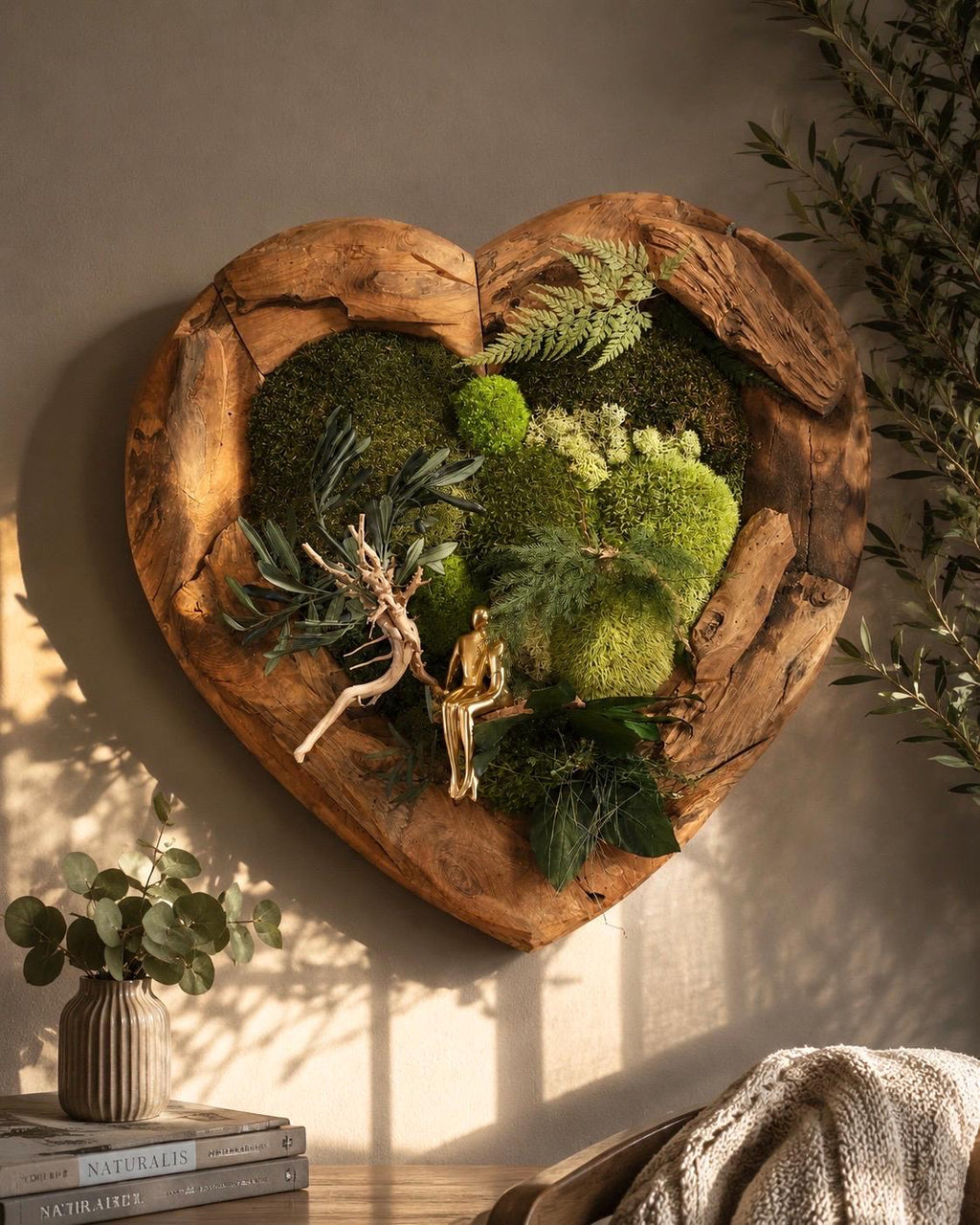 Cœur Végétal en Teck Massif et Mousse Stabilisée | Déco Murale Luxe Pièce Unique